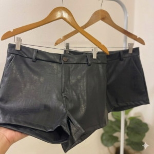 short eco cuero Eva