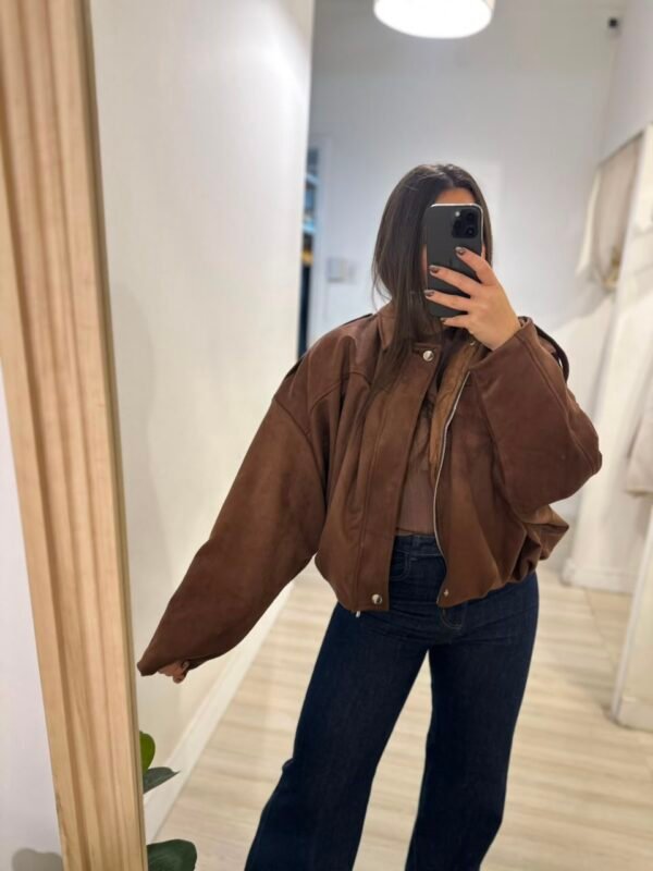WhatsApp Image 2026-06-11 at 12.56.46 Campera Bomber Gamuzada