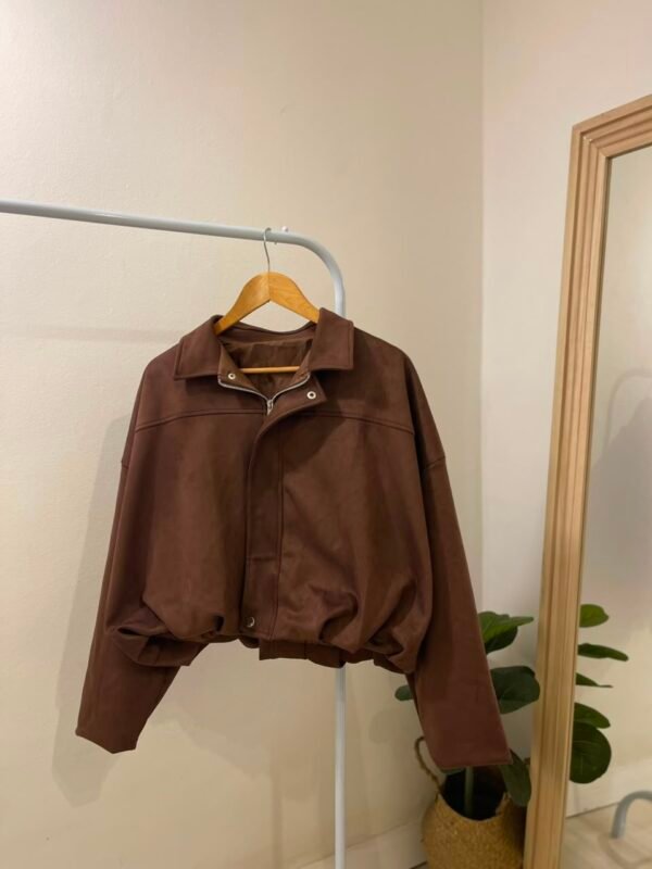 WhatsApp Image 2026-06-11 at 13.03.11 Campera Bomber Gamuzada