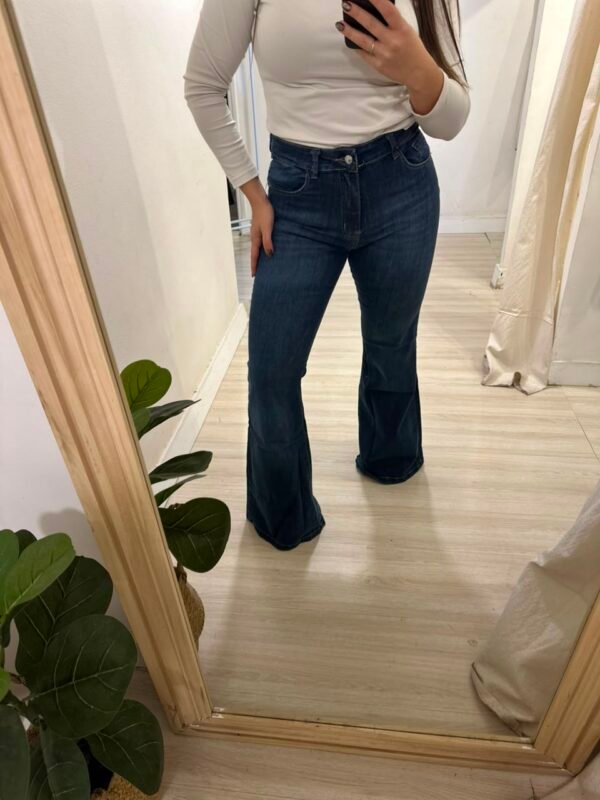 WhatsApp Image 2026-06-14 at 22.55.09 (2) Jeans oxford vinca