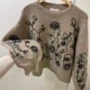 Sweater bordado floral