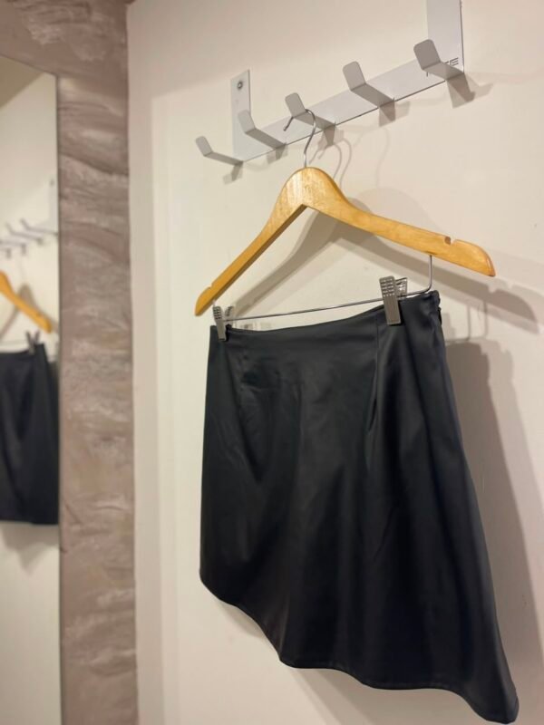 Short pollera eco cuero Nala