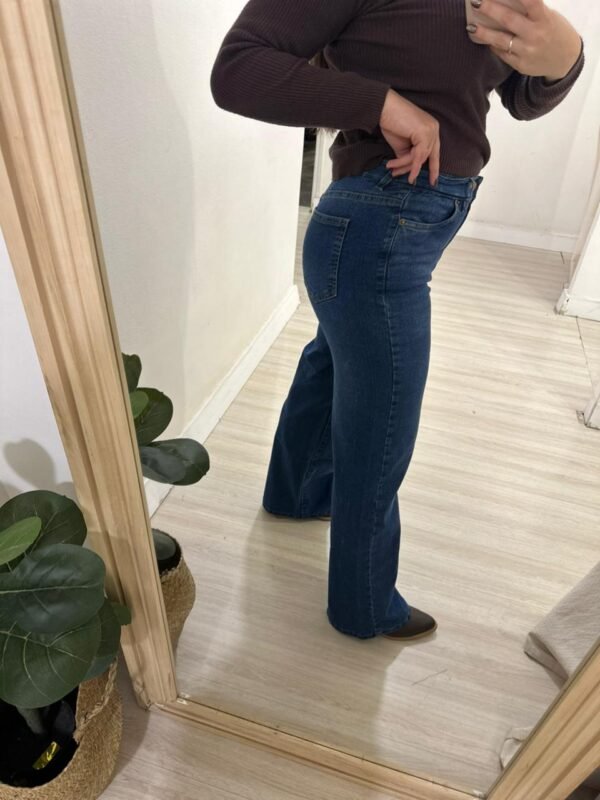 WhatsApp Image 2026-06-18 at 8.12.53 AM jeans recto elastizado Jaz