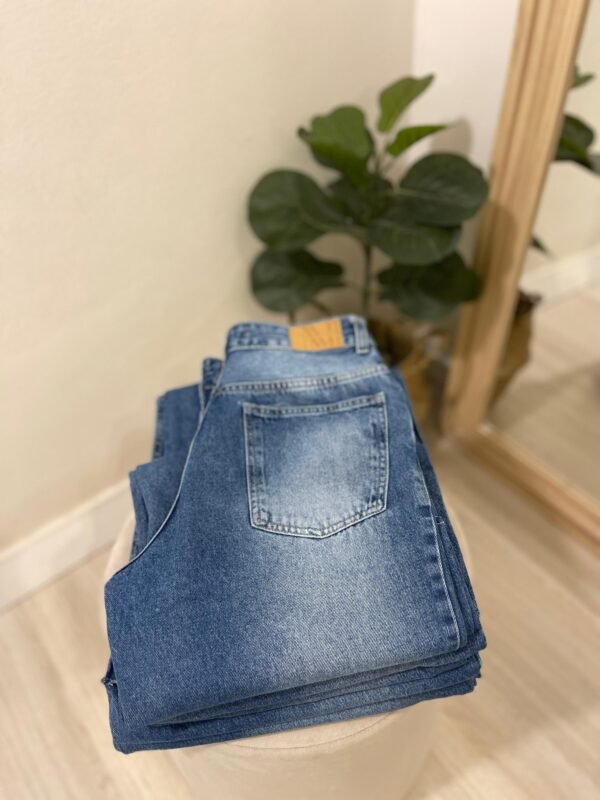 WhatsApp Image 2026-06-24 at 09.35.35 Jean Wide Desflecado