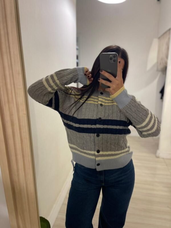 Sweater Cele