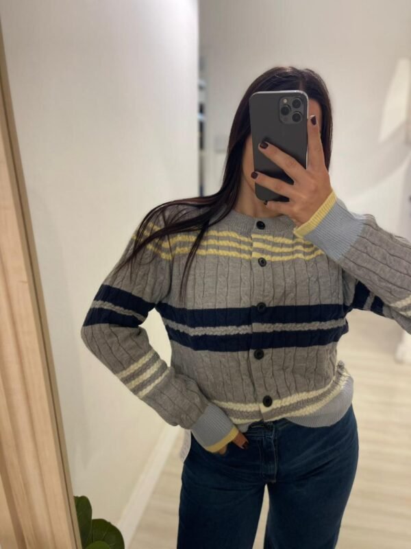 Sweater Cele