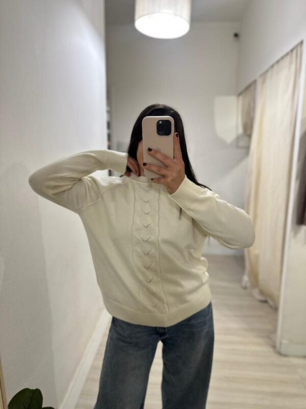 Sweater Gala