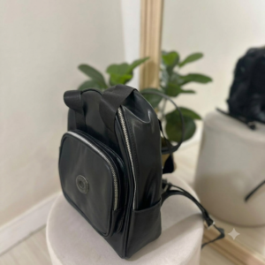 Gemini_Generated_Image_9uvngx9uvngx9uvn Mochila Eco cuero