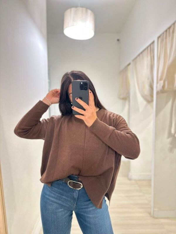Sweater Aura