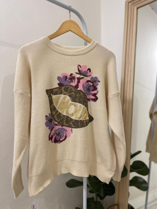 Sweater kiss