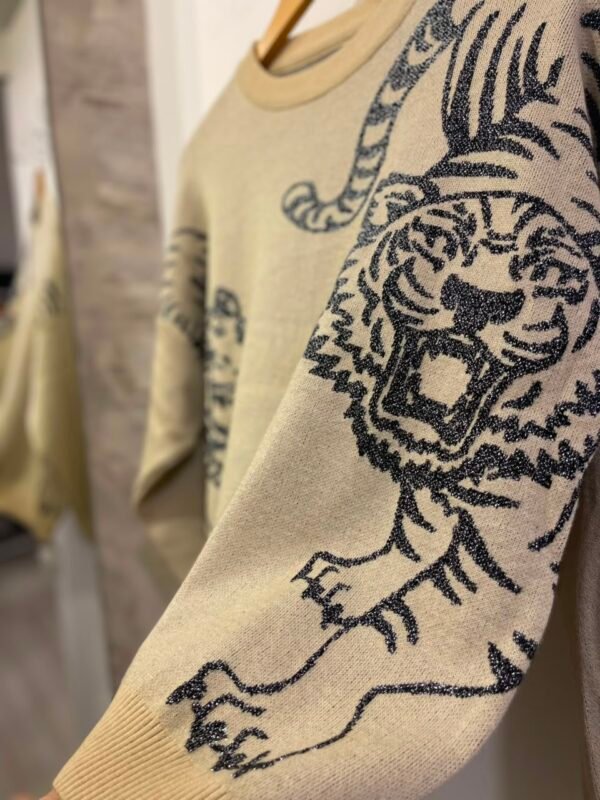 Sweater tigre