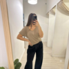 Remera lisa escote V