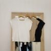 Remera de algodon con tachas