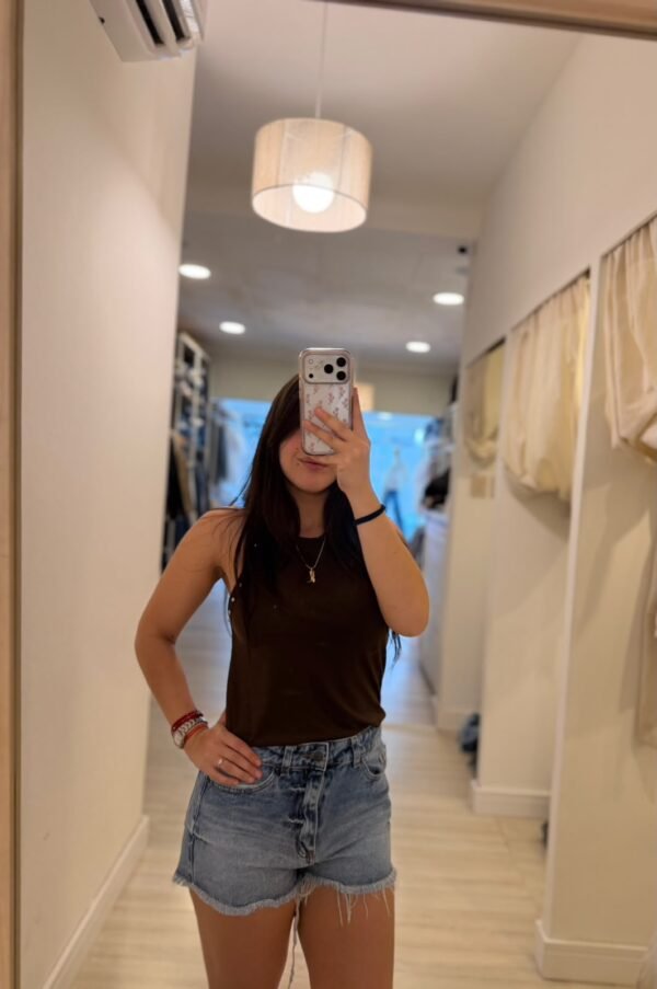 Short desflecado tiro medio