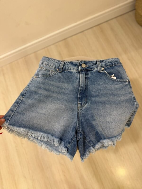 WhatsApp Image 2026-10-08 at 2.49.28 PM-2 Short desflecado clasico